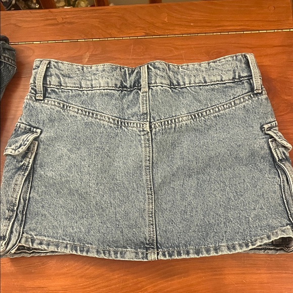 Garage Mini Skirt - Picture 2 of 4